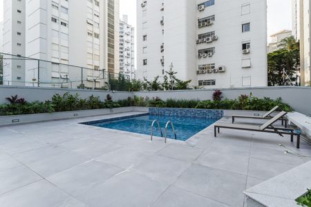 Apartamento à venda com 345m², 3 quartos e 3 vagasÁrea comum - Piscina