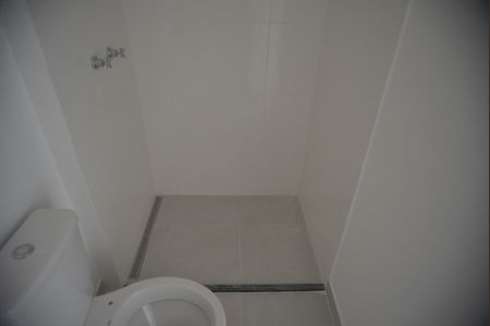 Apartamento à venda com 64m², 3 quartos e 2 vagasBanheiro da Suíte
