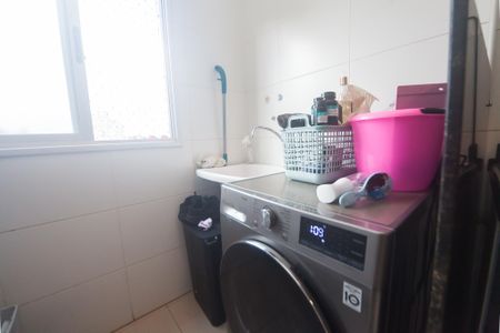 Apartamento à venda com 76m², 2 quartos e sem vagaÁrea de Serviço