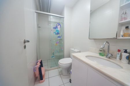 Apartamento à venda com 76m², 2 quartos e sem vagaBanheiro Social