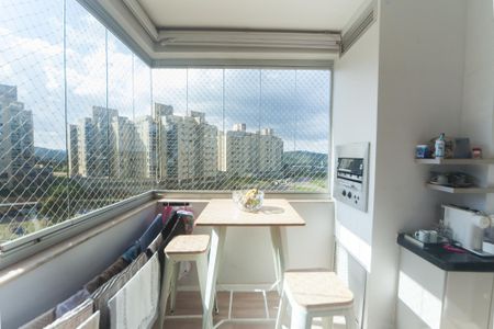 Apartamento à venda com 76m², 2 quartos e sem vagaVaranda da Sala