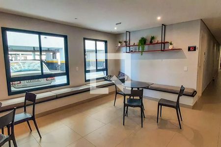 Apartamento à venda com 42m², 2 quartos e 1 vaga Apartamento à venda com 42m², 2 quartos e 1 vagaÁrea comum - Salão de festas
