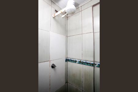 Banheiro de kitnet/studio para alugar com 1 quarto, 18m² em Centro Histórico, Porto Alegre