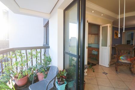 Varanda de apartamento para alugar com 3 quartos, 93m² em Chácara Santo Antônio (zona Sul), São Paulo