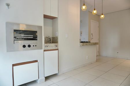 Sala de apartamento para alugar com 3 quartos, 72m² em Santa Tereza, Belo Horizonte