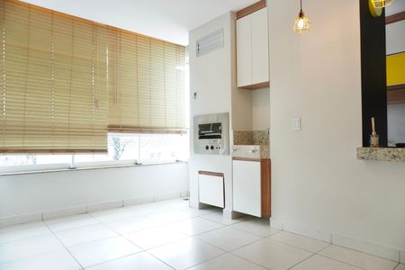 Sala de apartamento para alugar com 3 quartos, 72m² em Santa Tereza, Belo Horizonte