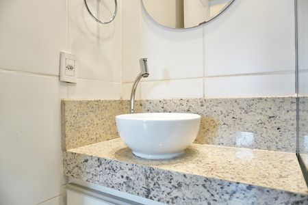 Apartamento para alugar com 72m², 3 quartos e 2 vagasBanheiro Social