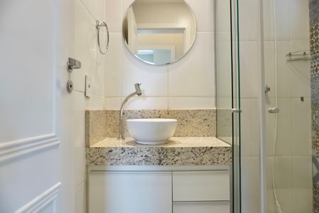 Apartamento para alugar com 72m², 3 quartos e 2 vagasBanheiro Social