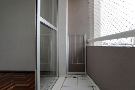 Sacada de apartamento para alugar com 2 quartos, 55m² em Nova Mogilar, Mogi das Cruzes