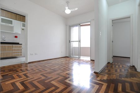 Sala de apartamento para alugar com 2 quartos, 55m² em Nova Mogilar, Mogi das Cruzes