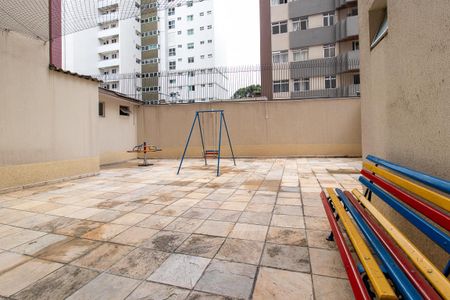 Apartamento para alugar com 100m², 4 quartos e 1 vaga Apartamento para alugar com 100m², 4 quartos e 1 vagaÁrea comum - Playground