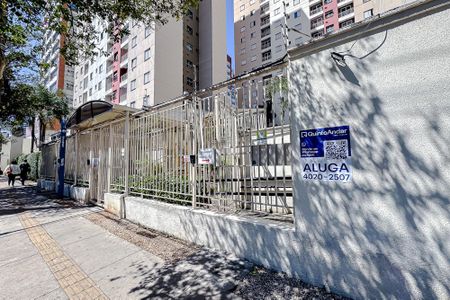 Apartamento para alugar com 66m², 2 quartos e 1 vagaFachada - Plaquinha