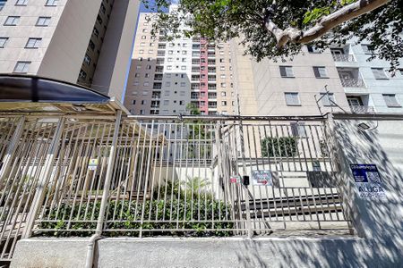 Apartamento para alugar com 66m², 2 quartos e 1 vagaFachada - Plaquinha