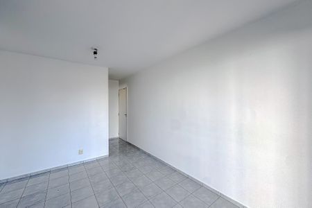 Apartamento para alugar com 66m², 2 quartos e 1 vagaSala