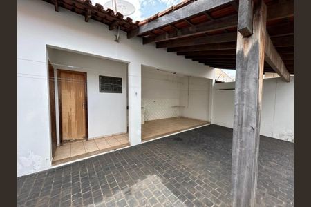 Casa para alugar com 160m², 4 quartos e 3 vagasÁrea externa