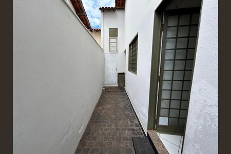 Casa para alugar com 160m², 4 quartos e 3 vagas Casa para alugar com 160m², 4 quartos e 3 vagasÁrea externa