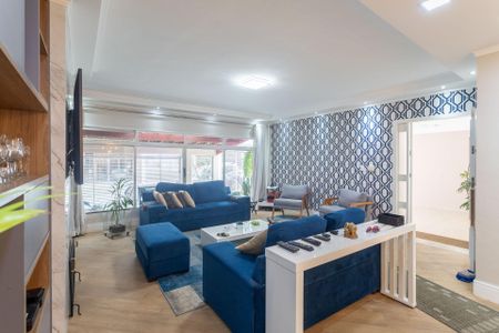 Casa à venda com 6 quartos, 270m² em Vila Mussolini, São Bernardo do Campo