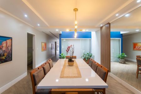 Casa à venda com 6 quartos, 270m² em Vila Mussolini, São Bernardo do Campo