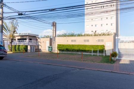 Apartamento à venda com 46m², 2 quartos e 1 vaga Apartamento à venda com 46m², 2 quartos e 1 vagaFachada