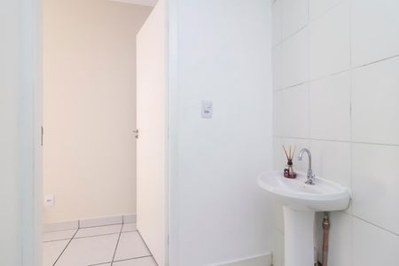 Apartamento à venda com 46m², 2 quartos e 1 vaga Apartamento à venda com 46m², 2 quartos e 1 vagaBanheiro