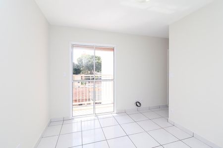 Sala de apartamento à venda com 2 quartos, 46m² em Vila Carmosina, São Paulo