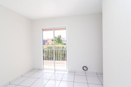 Apartamento à venda com 46m², 2 quartos e 1 vaga Apartamento à venda com 46m², 2 quartos e 1 vagaSala