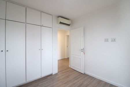 Apartamento à venda com 139m², 4 quartos e 2 vagasQuarto 1