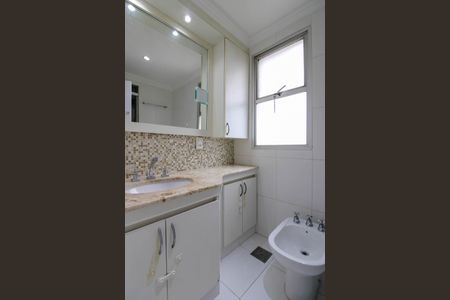 Apartamento à venda com 139m², 4 quartos e 2 vagasBanheiro da Suíte 