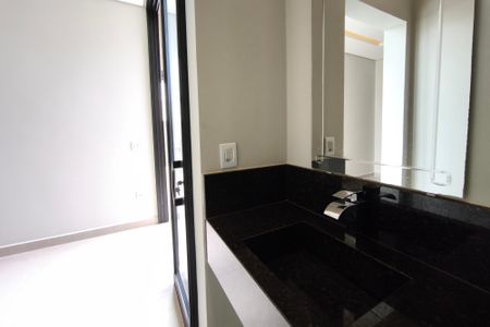 Casa de condomínio para alugar com 210m², 4 quartos e 4 vagas Casa de condomínio para alugar com 210m², 4 quartos e 4 vagasLavabo