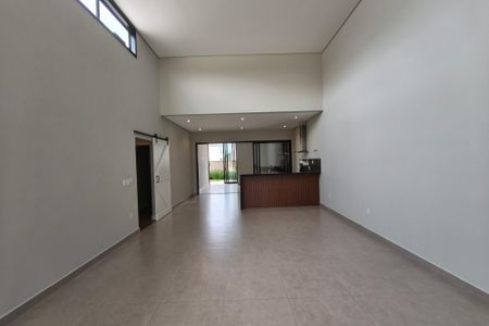 Casa de condomínio para alugar com 210m², 4 quartos e 4 vagas Casa de condomínio para alugar com 210m², 4 quartos e 4 vagasSala