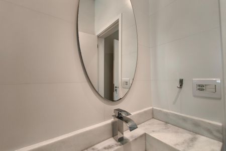 Casa de condomínio para alugar com 210m², 4 quartos e 4 vagas Casa de condomínio para alugar com 210m², 4 quartos e 4 vagasBanheiro Suíte 3