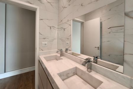 Casa de condomínio para alugar com 210m², 4 quartos e 4 vagas Casa de condomínio para alugar com 210m², 4 quartos e 4 vagasBanheiro Suíte