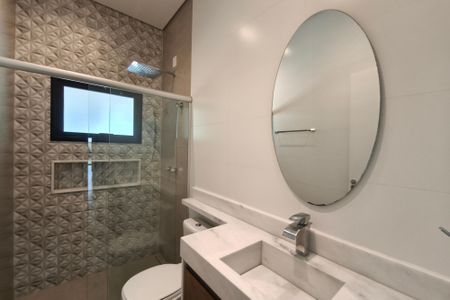 Casa de condomínio para alugar com 210m², 4 quartos e 4 vagas Casa de condomínio para alugar com 210m², 4 quartos e 4 vagasBanheiro Suíte 3