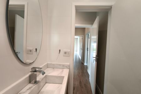 Casa de condomínio para alugar com 210m², 4 quartos e 4 vagas Casa de condomínio para alugar com 210m², 4 quartos e 4 vagasBanheiro Suíte 3