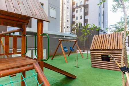 Apartamento à venda com 40m², 2 quartos e sem vaga Apartamento à venda com 40m², 2 quartos e sem vagaÁrea comum - Playground
