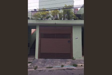 Casa à venda com 212m², 3 quartos e 1 vagaFachada