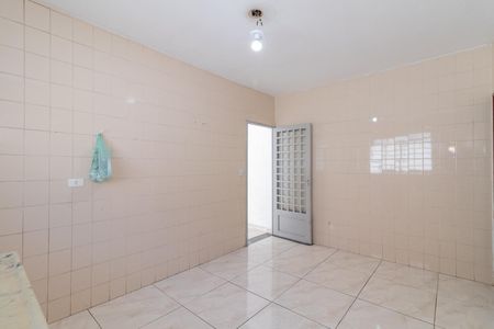 Casa à venda com 200m², 2 quartos e 2 vagasCozinha