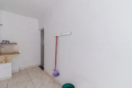 Casa à venda com 200m², 2 quartos e 2 vagasLavanderia