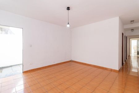 Sala de casa à venda com 2 quartos, 200m² em Vila Dalila, São Paulo