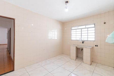 Casa à venda com 200m², 2 quartos e 2 vagasCozinha