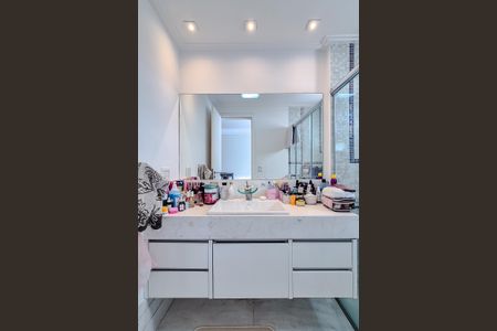 Apartamento para alugar com 574m², 4 quartos e 8 vagasBanheiro da Suíte 3