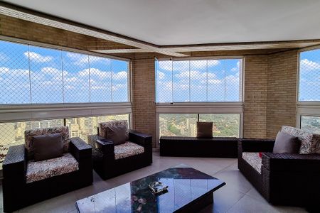 Apartamento para alugar com 574m², 4 quartos e 8 vagasVaranda da Sala de TV