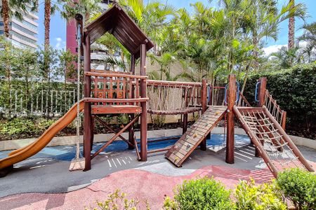 Apartamento para alugar com 574m², 4 quartos e 8 vagasÁrea comum - Playground