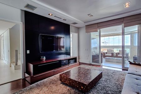 Apartamento para alugar com 574m², 4 quartos e 8 vagasSala de TV