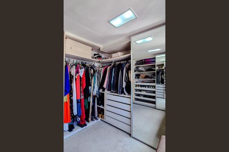 Apartamento para alugar com 574m², 4 quartos e 8 vagasCloset da Suíte 1