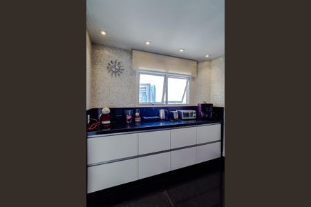 Apartamento para alugar com 574m², 4 quartos e 8 vagasCozinha