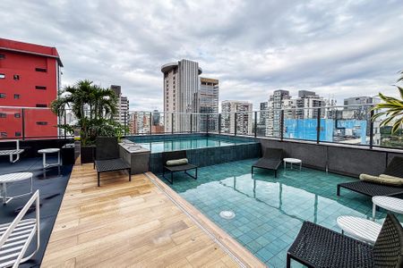 Studio à venda com 25m², 1 quarto e sem vagaPiscina