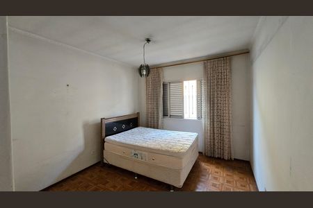 Casa à venda com 140m², 3 quartos e 2 vagas