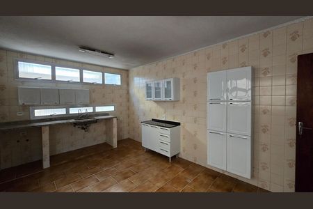 Casa à venda com 140m², 3 quartos e 2 vagas