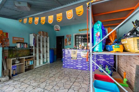 Casa à venda com 80m², 4 quartos e 2 vagas Casa à venda com 80m², 4 quartos e 2 vagasGaragem